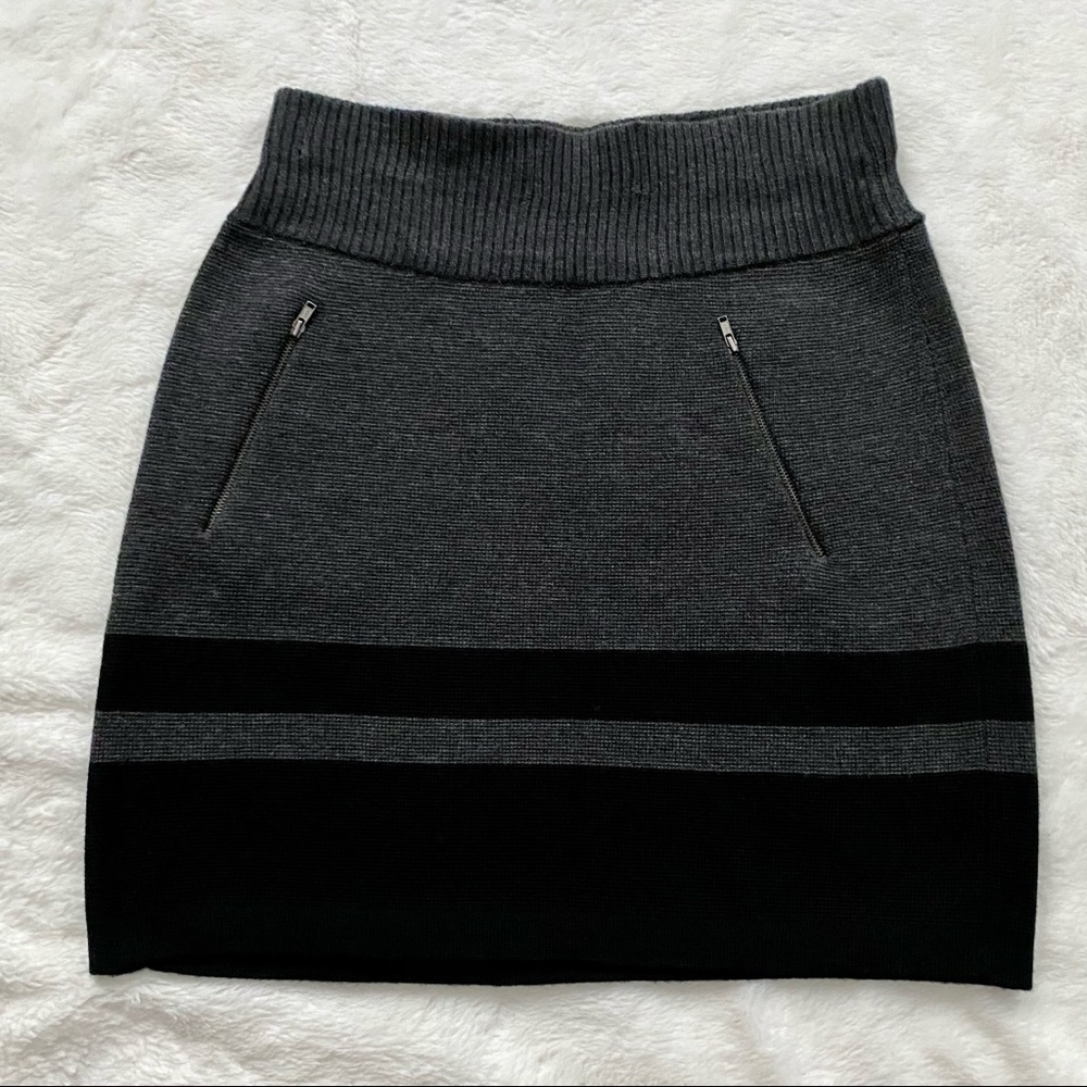 LOFT Knit Merino Wool Blend Mini Sweater Skirt Gray Black Size Small